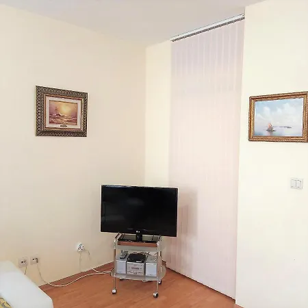Apartment Ivanna Apartments Garden Of Eden *