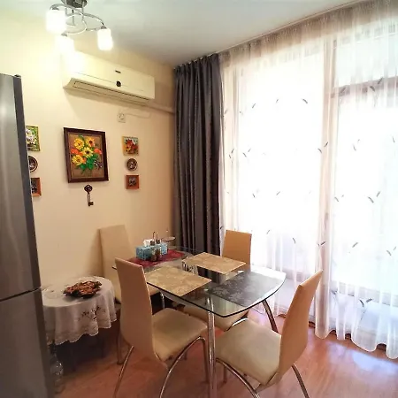 Ivanna Apartments Garden Of Eden شقة